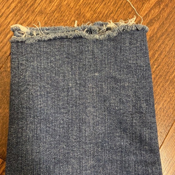 High Rise jeans 🌸 - Picture 2 of 5